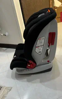 صندلی ماشین کودک