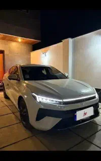کی ام سی J7