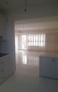 رهن اجاره آپارتمان ۱۰۵متر خ بهار منجم