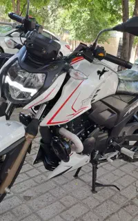 اپاچی ۲۰۰مدل ۴۰۴