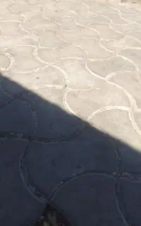 کارگر ساده هستم بنای بارخالی کنم باری بارکنم