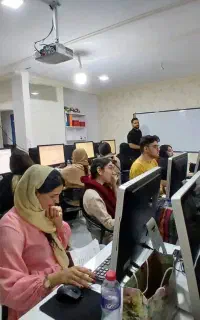 آموزش حرفه ایی کامپیوتر /مدرک فنی حرفه ایی