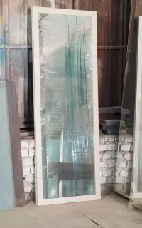 اینه قدی دوعدد موجود