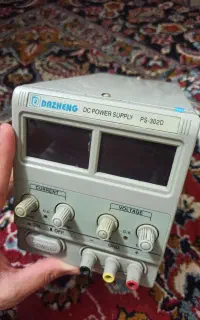 منبع تغذیه