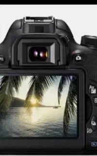 دوربین کنونD700