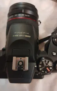 دوربین fujifilm HS20