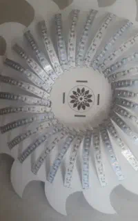 لامپ دست‌ساز کم مصرف مدل خورشیدی