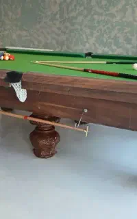 میز بیلیارد در حد نو
