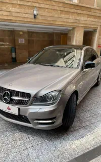 بنز c200 2008 عروسک