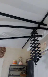 پانتوگراف با بازو و ریل و زنبوری