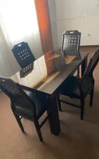 میز غذاخوری