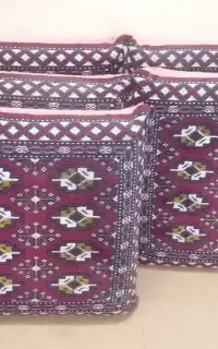 پشتی قالیچه ای