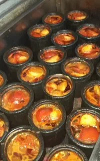 آشپز و کارگر ساده برا دیزی سرا