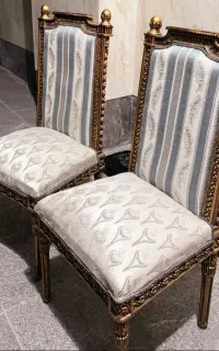 صندلی تمیز وسالم