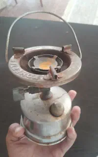 چراغ کوه نوردی بنزینی  قدیمی