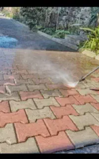 نظافت منزل و راه پله