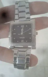 ساعت دونلیکس