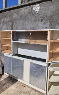 کابینت فلزی دسته دوم