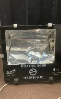 پرژکتور ۴۰۰
