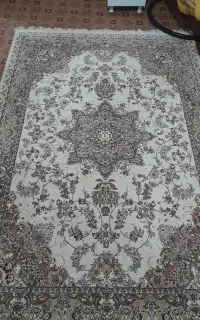 فرش ۱۲ متری خوش رنگ و نقش