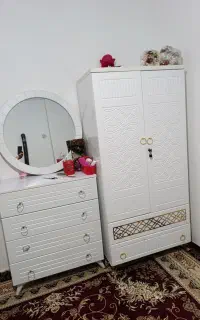 کمد دراور آینه
