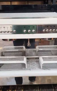 دستگاه اسپرسوساز صنعتی ایتالیایی آکبند