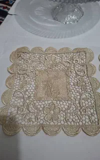 روی میزی