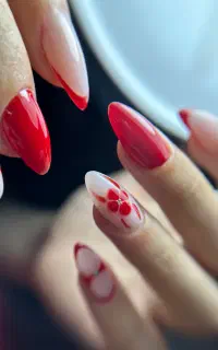 آموزش کاشت ناخن بجنورد