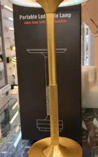 آباژور رومیزی شارژی  تاچ