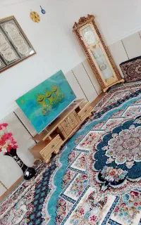 ساعت میز تلوزیونی با گلدان همه با هم 3200