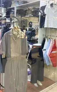 فروشنده خانم برای بوتیک واقع در گل نرگس