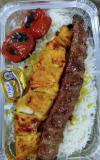 تهیه غذا شکوری با مدیریت خانم شکوری