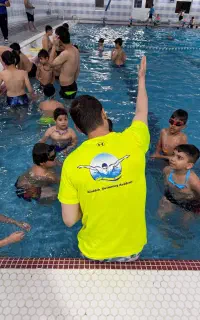 آموزش تخصصی شناونجات غریق زیرنظر مربی رسمی شناکشور