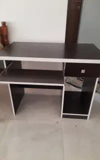 میز کامپیوتر