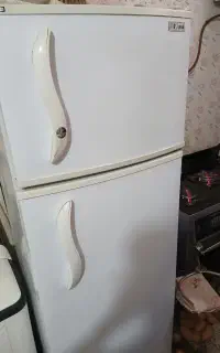 یخچال آریس