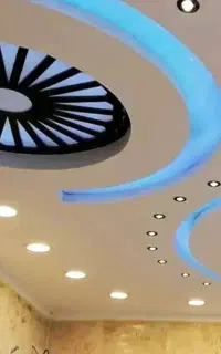 نقاش ساختمان ، کناف ، در پنجره