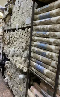 مستقیم از انبار کاغذ دیواری خرید کنید