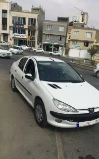 ۲۰۶ اس دی V8 سفید مدل ۹۰ فرانسوی