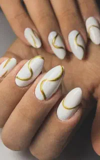 کاشت و ترمیم ناخن ۳۰۰ ،۲ سال سابقه کار