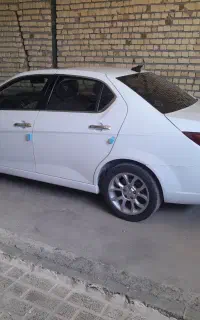 دنا پلاس توربو ساندروف دار ۶دنده مدل۱۴۰۳