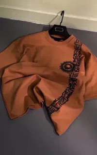تیشرت باکسی گلدوزی شده
