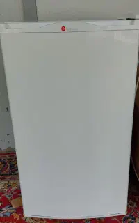 یخچال ۵ فوت امرسان مدل IR5T128