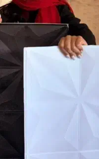 دیوارپوش پشت چسبدار