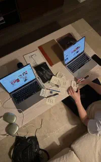 ویراستاری کامل پایان نامه تا تحویل نسخه یک‌دست