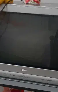 تلویزیون LG در حد نو