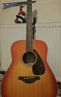 آکوستیک Yamaha FG820
