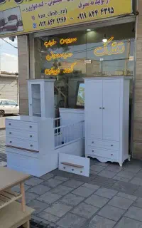 سیسمونی نوزاد و تخت دومنظوره کمد ویترین