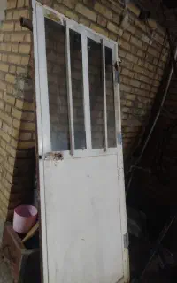 درب آهنی انبار