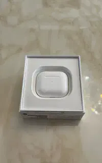 کیس شارژ ایرپاد ۳ بدون گوش با جعبه