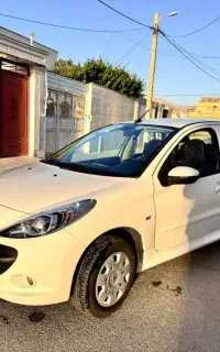 207تیو 3 مدل 1405 با کارت طلایی فعال
